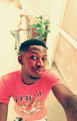 bukazdesmond's profile picture. Football