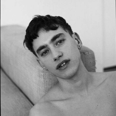 strtvskirp's profile picture. L'ouverture d'esprit n'est pas une fracture du crâne.