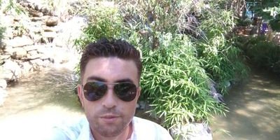 CanCeli65676578's profile picture. Hayat kimilerine gore bi engel koyan sıkıntı kimilerine gorede o sıkıntıdan eglence cıkaran bi etken