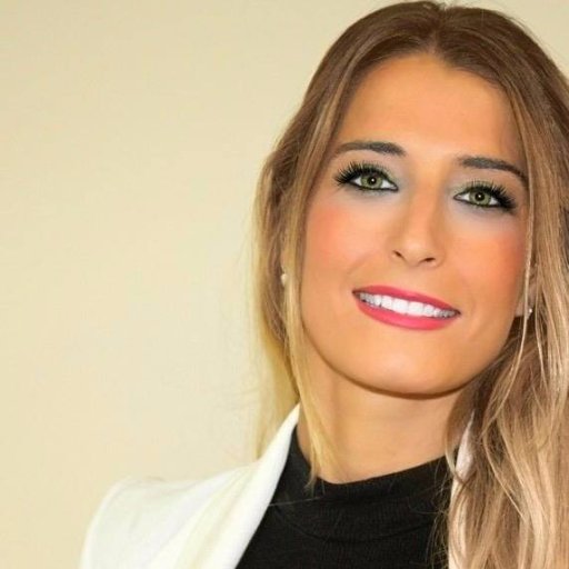 AbogadosDoble's profile picture. Almudena Aguilar. Abogada en Sevilla especializada en accidentes de tráfico.