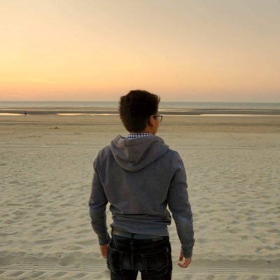 Hi ! Je m'appelle Patrick, jeune belge de 19 ans. Voyage, exploration, chill et fun. Ce sont les 4 mots qui me poussent à partager mes vidéos.