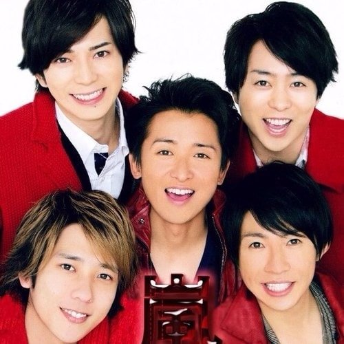 《フォロバ100%》嵐に選ばれし者♡永久不滅の嵐愛(*´▽｀*)気軽にかたろーよん♡ライヴ全参戦済！お誕生日は必ずRTでお祝い🎉【フォローされたらし返す↑どんどん話しかけて～😍💕アイドル/アニメ/漫画/ゲーム♡】いっぱい大好きなのでよろしくお願いします！お話しーましょ♪