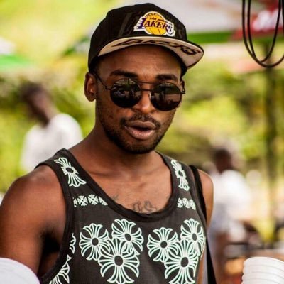 electro_t_FWO's profile picture. C.E.O @ vice grip securities 👔👖📝rapper by night😎🎤