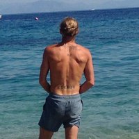 chris grove (@thechrisgrove) Twitter profile photo