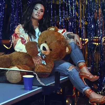 The_Dark_Lovato's profile picture. Prawdziwe piękno płynie z dobroci, prawości i współczucia. - Demetria Devonne Lovato Demi Lovato in Cologne 06.06.18r.