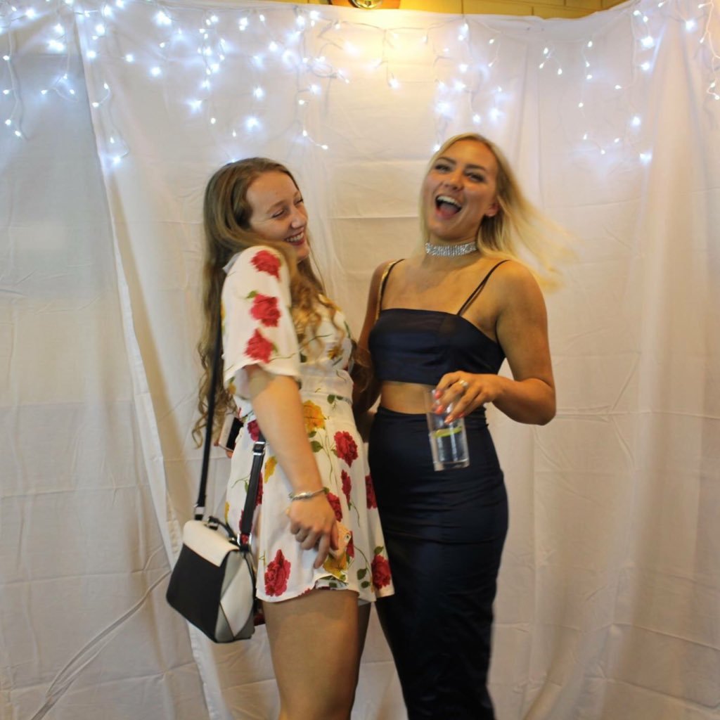 mollymay399's profile picture. 19, snapchat: mollymay39