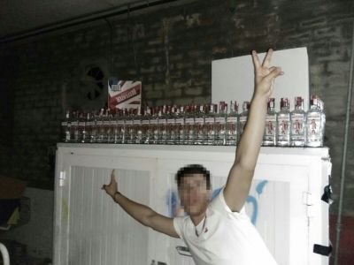 hoolmind's profile picture. Psicópata, alcohólico y mujeriego.