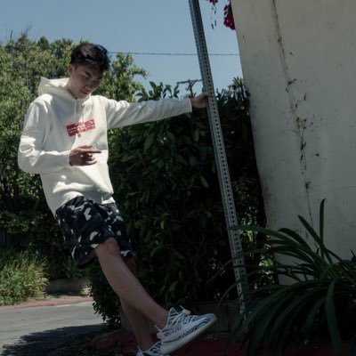 Bryan Le | 6M+ Subscribers on YouTube| I follow back | Snap:RiceGums