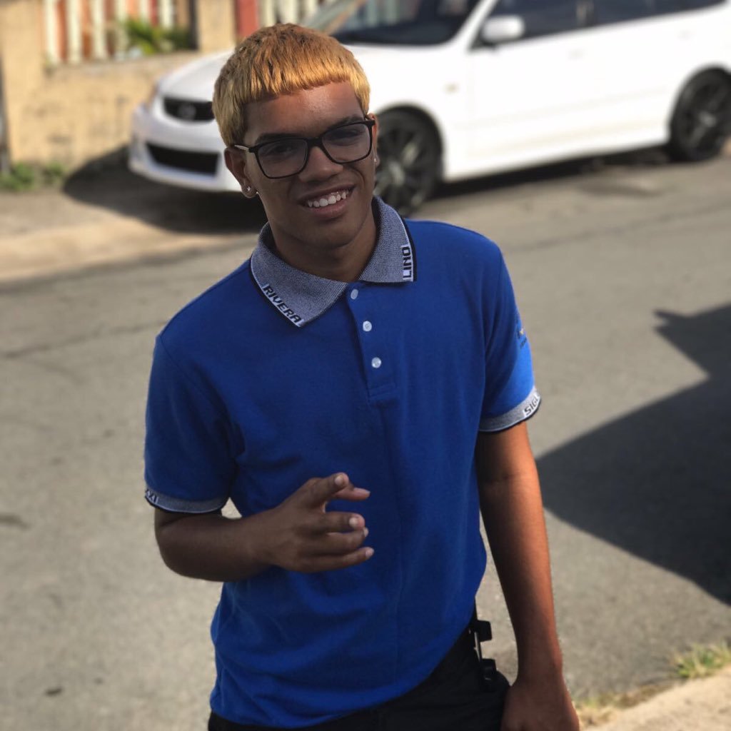 _negron_'s profile picture. // Vega Baja, PR // 16 Años // Phhhoto:_canr_ // Sc:carloselnegrito // Loyalty // Love & Hate //  //.