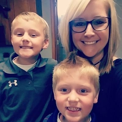 valentine10210's profile picture. 