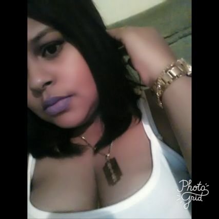 Srta_Julinet's profile picture. Esa gente que se ríe, habla mucho y parece muy feliz, es la misma que llora hasta quedarse dormida cuando nadie la ve 😌
