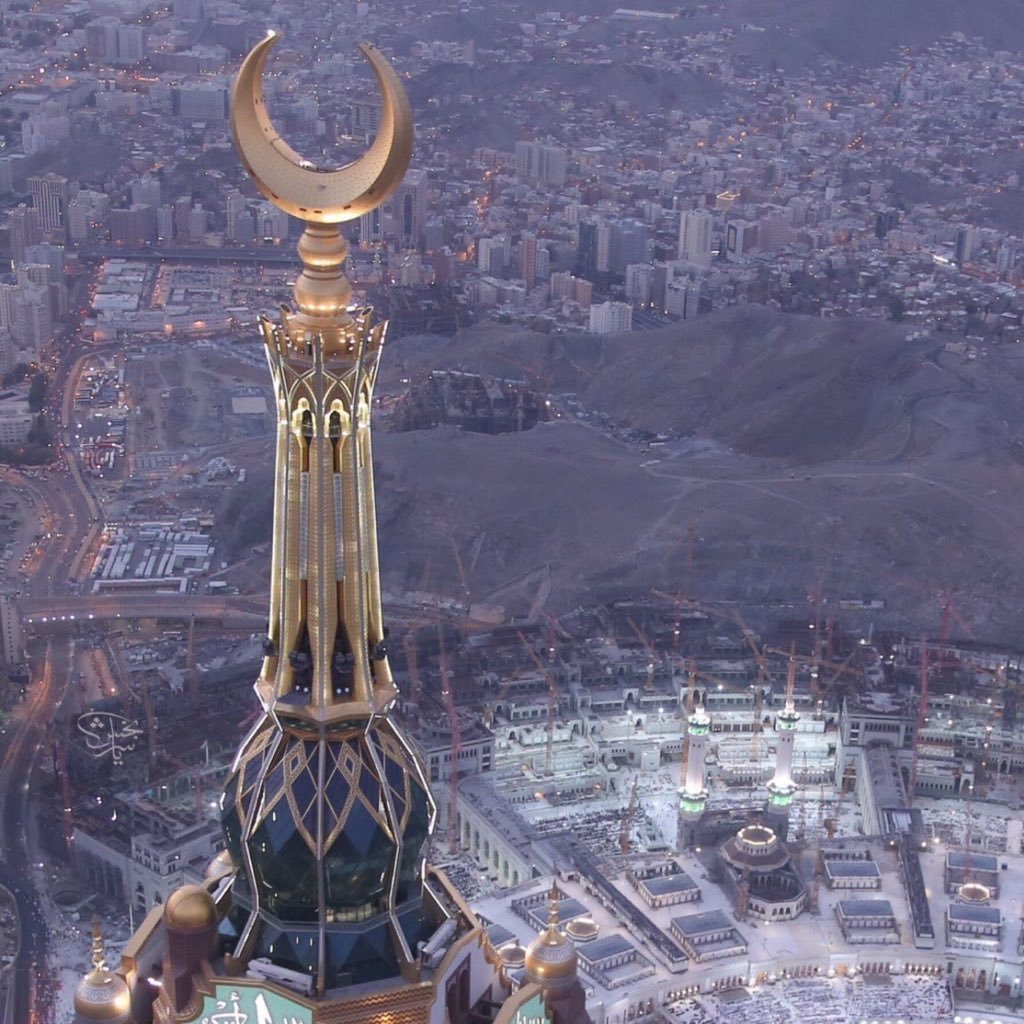 الأيام تمضي والصالحّات تبقئ سبحان الله والحمدلله ولا إله إلا الله والله أكبر
