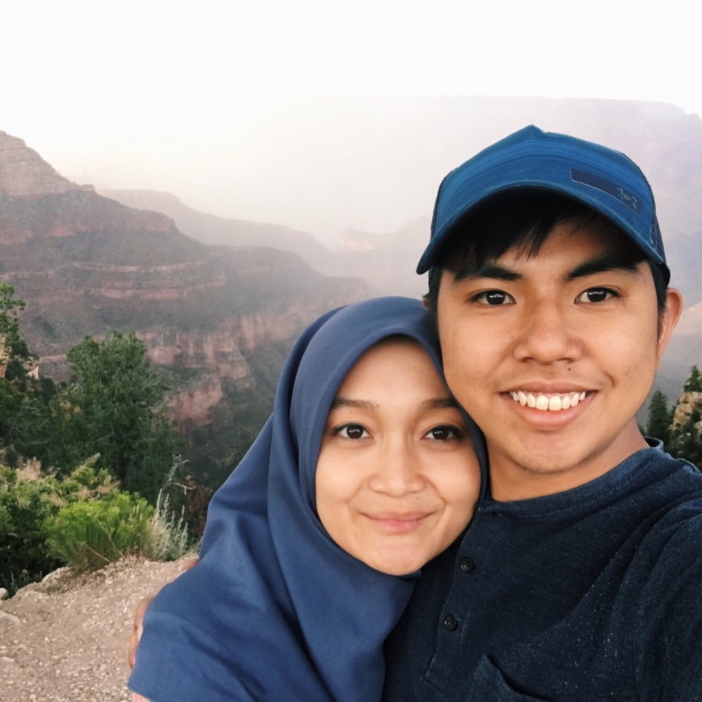 lailiikma's profile picture. Married | 14:40 | I live for good foods 🤤