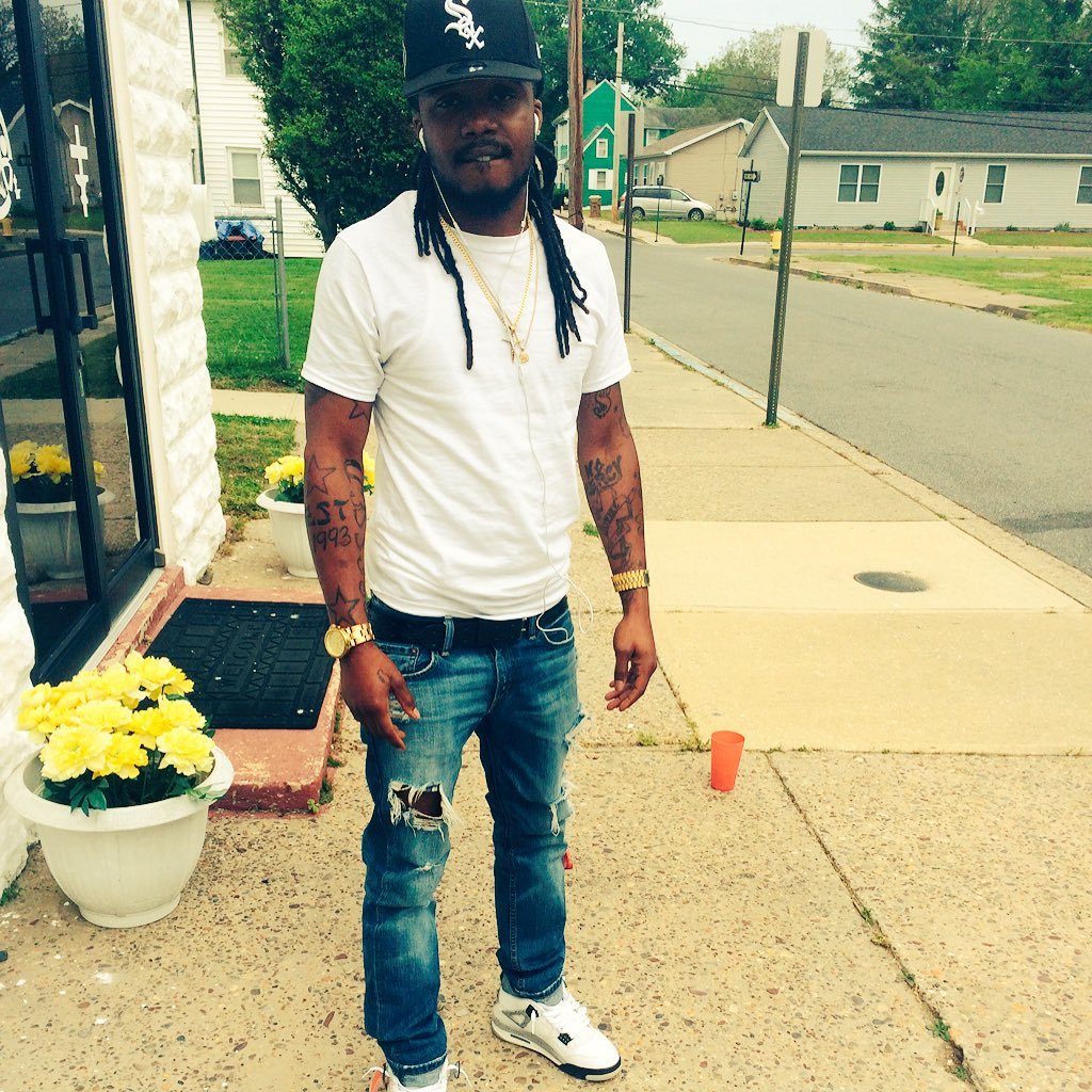 Only Fuck With A Few So Fuck The Rest The Mill Is All I Know #MillyShit #FamilyFirst #OTM ✊ , Catch Me On IG @DreadsDripDumb