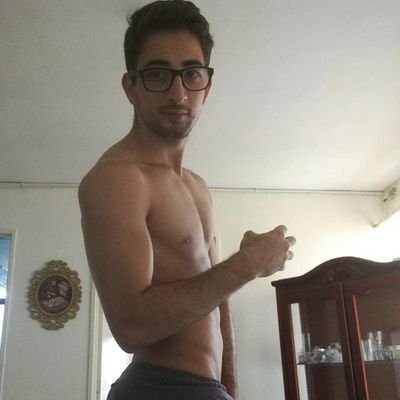 92Jonathanpop's profile picture. 