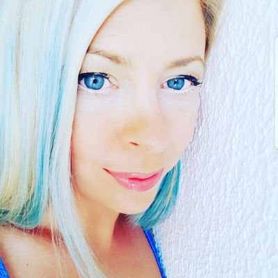 lananoww's profile picture. 🫶
