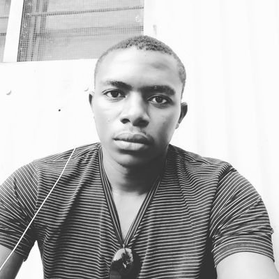 Okumtuku's profile picture. looking beyond da horizon