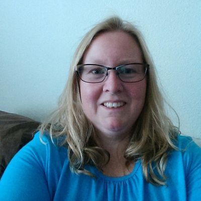 I'm a Christian, homeschooling, blogging momma who loves photography, to read and bake and cook for others.