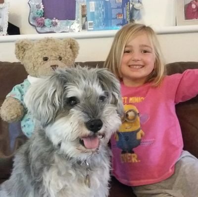 edarnold18's profile picture. 