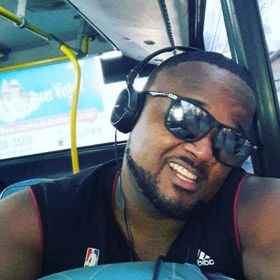 DeThander's profile picture. 