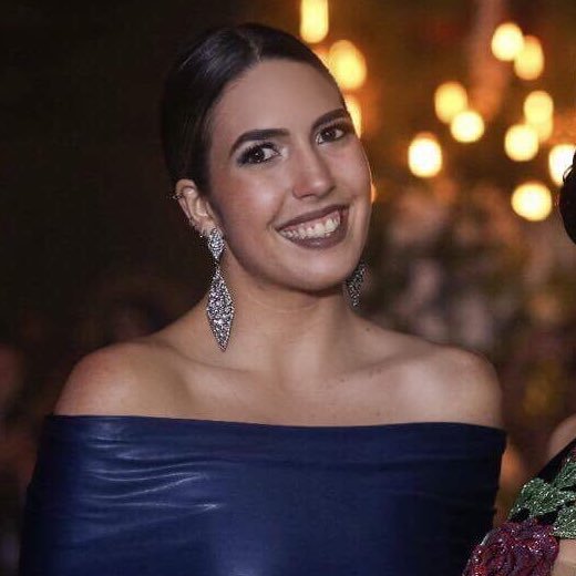 _juliadavila's profile picture. Canceriana