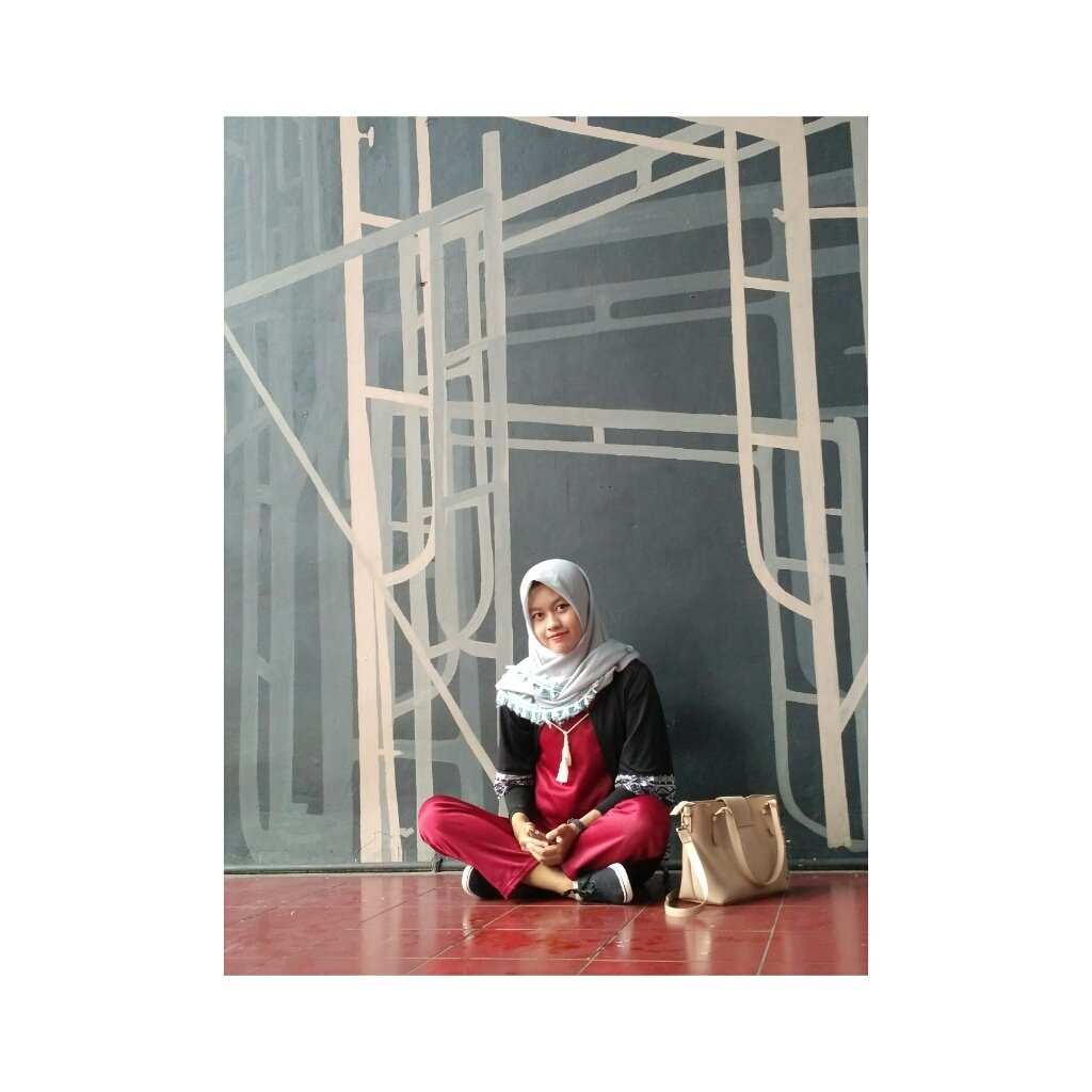 21 September 1997 | follow IG: @YuniiAlvarizza|