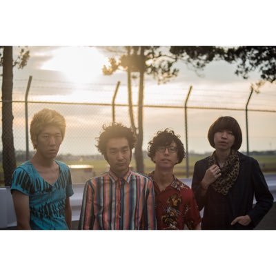 THE SURVIBESさんのプロフィール画像