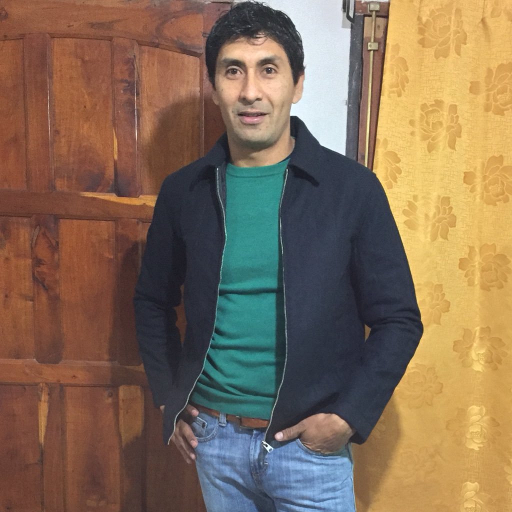 JEnprender23's profile picture. Capitalista , Conservador , Austero y de derecha .