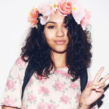 alessiasverses's profile picture. FOLLOW @joanaregui