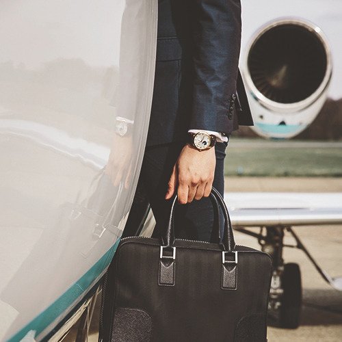 Maarten79627836's profile picture. 23y/o fighting to win a bet to become a millionaire by the age of 30