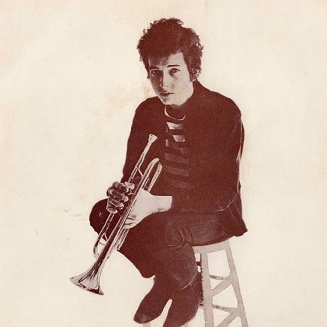 Dylan au passé, présent, futur : Never Ending Tour, discographie, actu et fun facts.
En partenariat avec le forum français : https://t.co/cYVJwOQHQI
#BobDylan