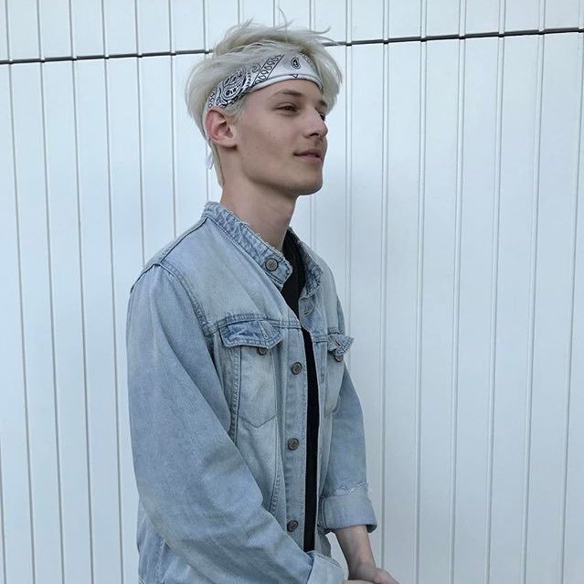 rpgjacob's profile picture. j'veux baiser sur du twknd.