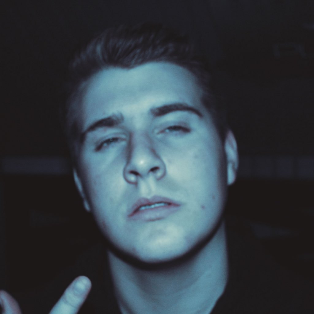 LandonMFields's profile picture. Nothing is impossible the word itself says im possible.