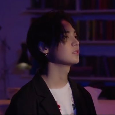 @ultsjinwoos: yes u a kinky lovin hard stan