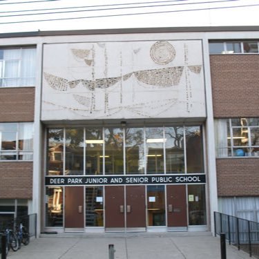 Located on Ferndale Avenue, just east of Yonge Street and north of St. Clair Ave. Deer Park is a K-8 school in the TDSB, Canada's largest school board