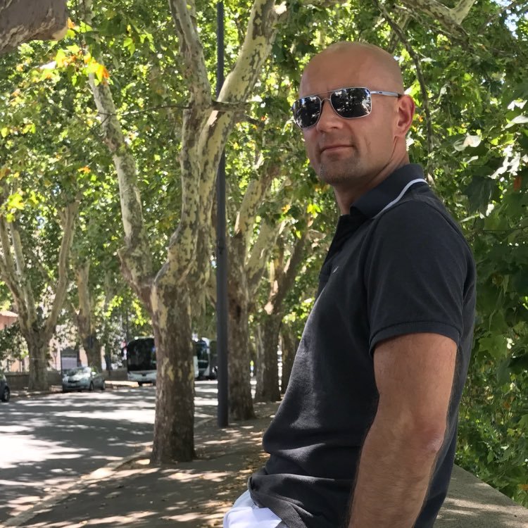 tom_gebauer's profile picture. Father, Athlete, Mover, CancerSurvivor, Amputee, Happy