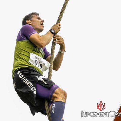 OCR runner with Team Mudda Fudders. #eatsleepmudrepeat. Love football. skiing & snowboarding. also known as @fantasticlee #muddafudders