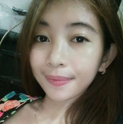 flhorellorimo's profile picture. It's not selfish to love yourself, take care of yourself and to make your happiness a priority. It's necessary. 💯