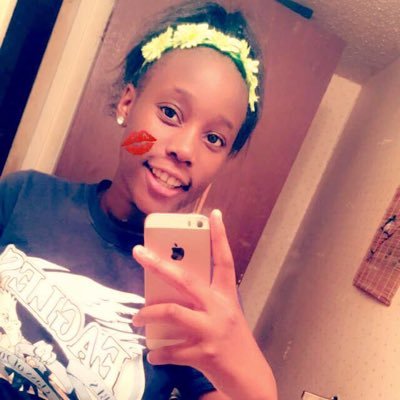 AlayszaJ's profile picture. Snapchat: sugarbear _04         Instagram:lover_laylay