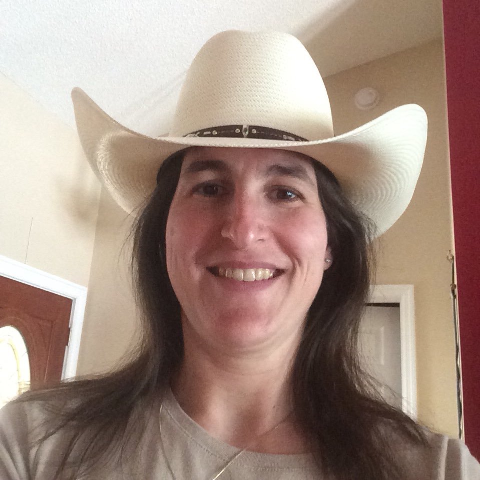 tgrgrl121's profile picture. 