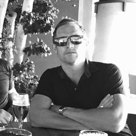 Paul0nBoard's profile picture. 