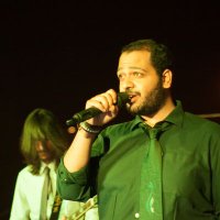 Ayush (@theayryan) 's Twitter Profile