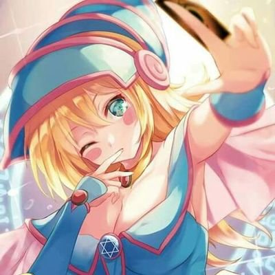 soy infantil rara timida tierna alegre entre otras cosas, y veo series de @Youtube como Detras del Juego, aunque hago una, y hago roll
#MagaYT