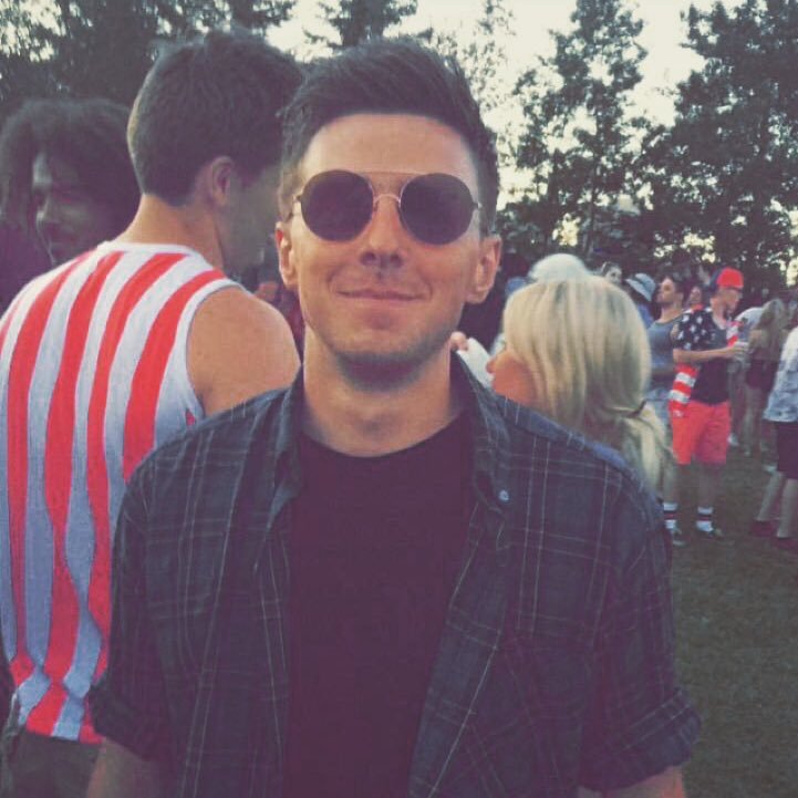 CharlieCrane19's profile picture. 