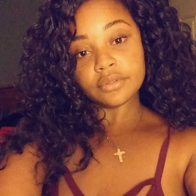 Mandy On Twitter Kyriehyde Lilduval How U Light Skin
