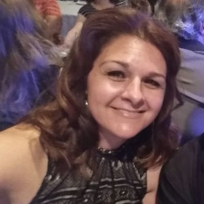 JenniferDesFos7's profile picture. 