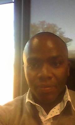 BomMahlangu's profile picture. 