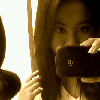 jasmeensays's profile picture. I swear it's me.