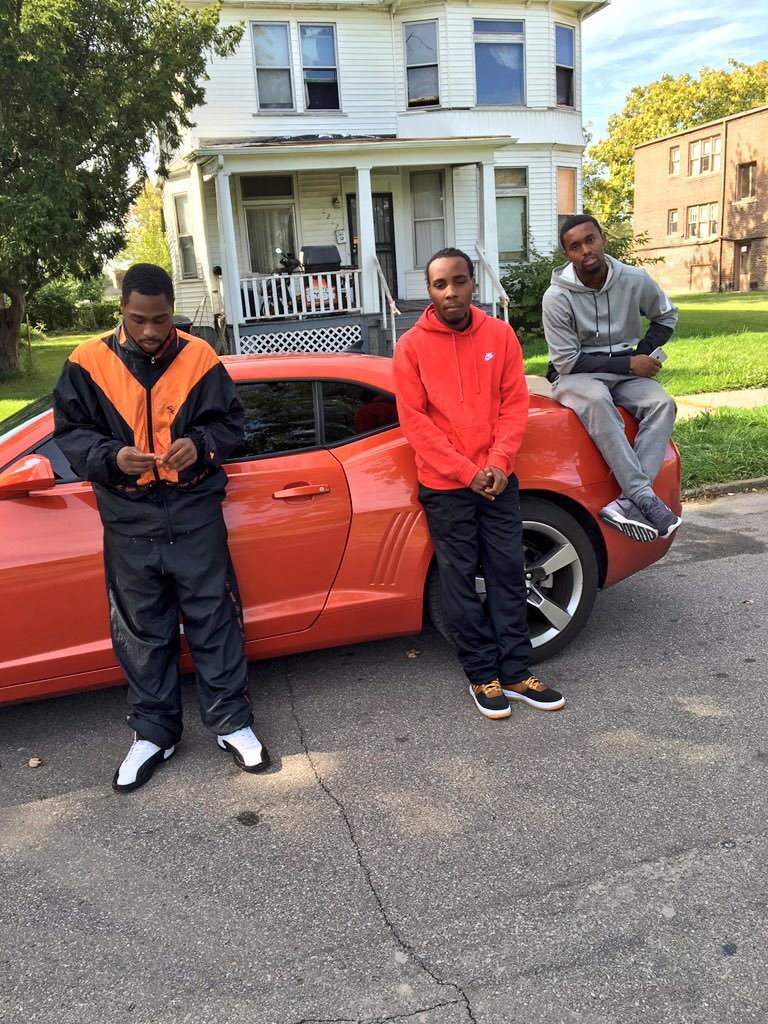 Mike rest in peace , Tyler rest in peace #FreeDame #HhMg
