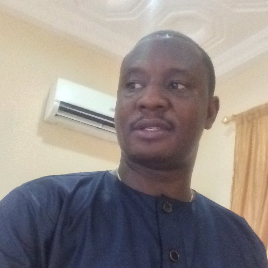 frankafrix's profile picture. project manager by profession